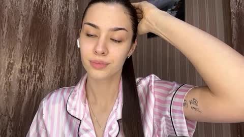 Ayla online show from April 9, 12:22 pm