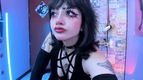     online show from June 27, 7:53 pm