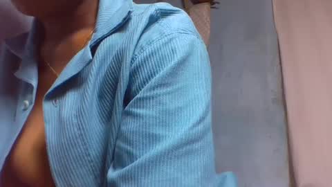 verolla31 online show from February 24, 2:51 am