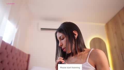 Veronica online show from December 15, 12:23 pm