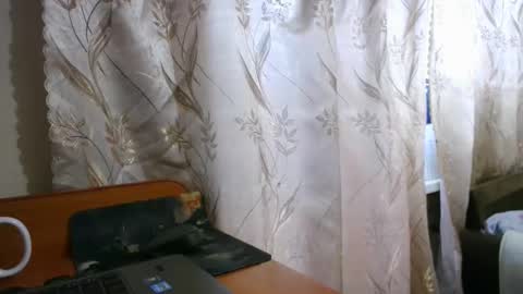 veronika_xi online show from September 24, 8:43 am