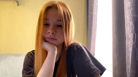 Lina online show from June 1, 11:39 pm