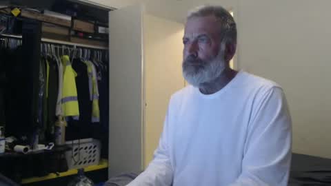 hairy man online show from January 31, 1:11 am