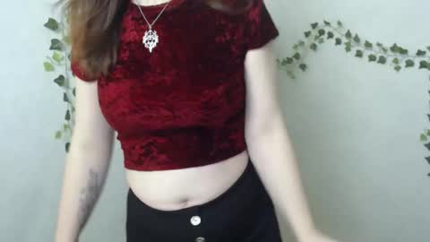 veryveryvery_shy online show from March 26, 6:40 am