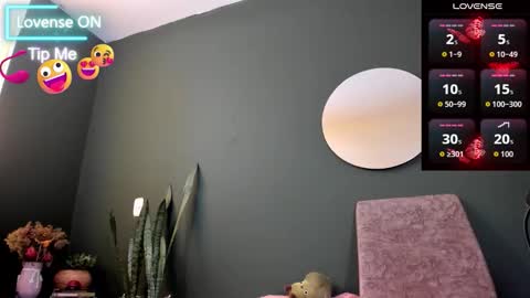 natalia gomez online show from March 13, 8:01 pm