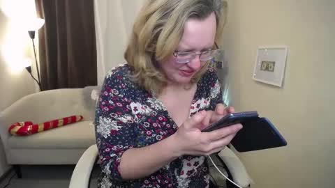 vestawoody online show from December 4, 9:09 am