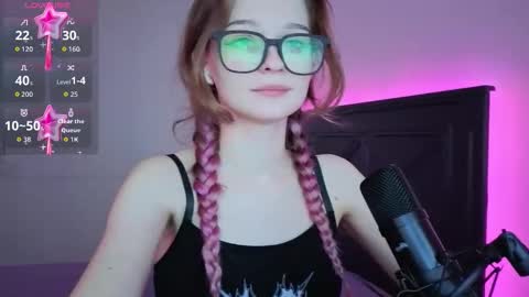 vialeta_baby_ online show from February 2, 11:56 pm