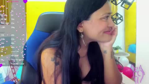 nahomy online show from February 19, 12:44 pm