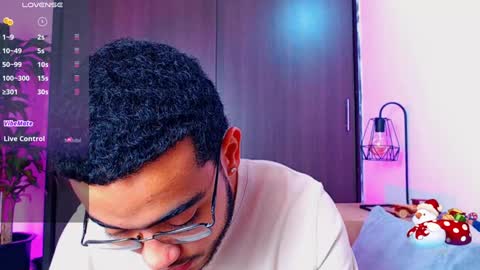 Vic online show from December 23, 1:40 am