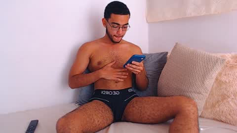 Vic online show from December 13, 1:59 am