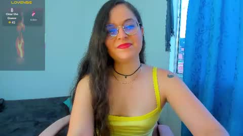 Vicky online show from June 29, 11:15 pm