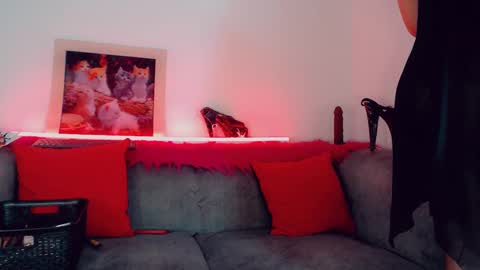 vicky_gill_ online show from September 17, 1:47 pm