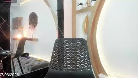 vicky_hottman online show from June 10, 4:34 am
