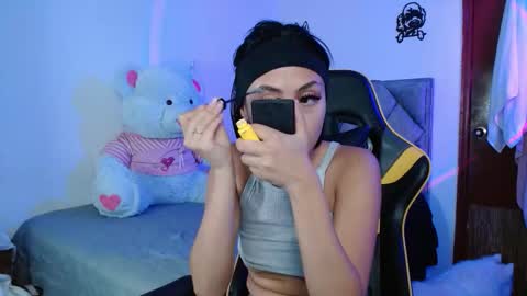 victoria online show from March 23, 5:51 pm