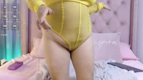 victoria_cherry_ online show from November 15, 12:40 pm