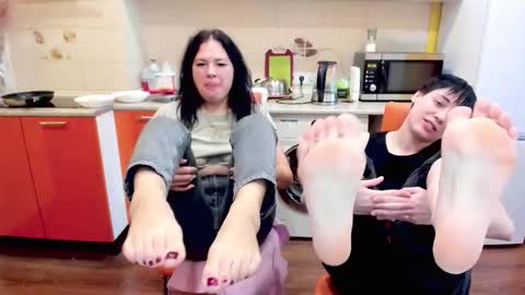 Victoria  online show from December 20, 7:37 am