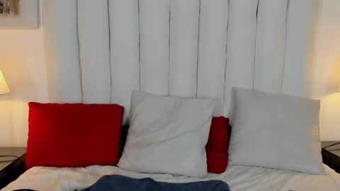 Snapshot of victoria_queen2 chatting on February 22, 4:29 am victoria_queen2 online show from February 22, 4:29 am