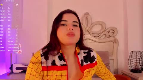 victoria  online show from February 6, 11:31 am