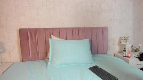 Victoria online show from March 29, 11:56 am