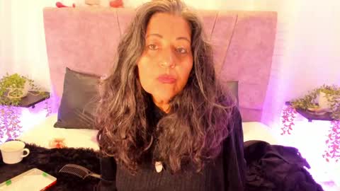 victoriaa_anderson_ online show from May 29, 5:44 pm