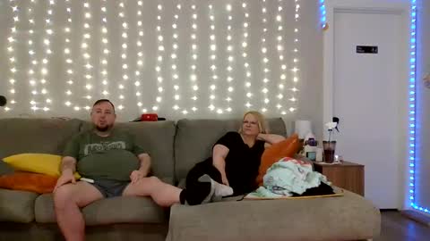 Victoria and Jesse online show from March 8, 8:22 am