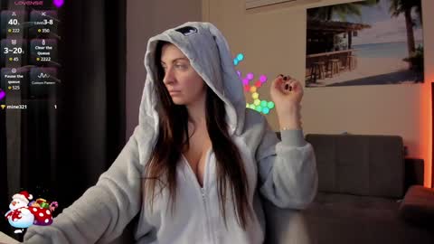 Viktoria online show from December 3, 7:36 pm