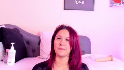 Victoriazans online show from June 10, 1:10 pm
