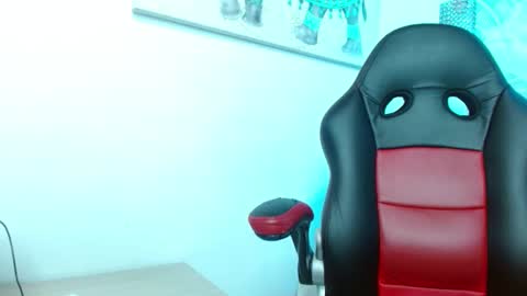 viioleta online show from December 15, 12:34 pm