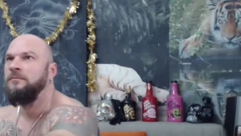 viking online show from February 15, 8:02 am