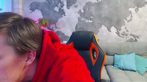 vikingchrisss online show from February 6, 11:24 am