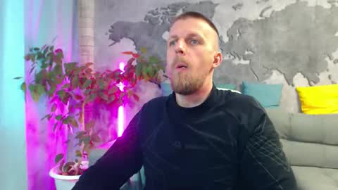 vikingchrisss online show from May 30, 10:24 am