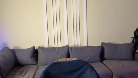 Max online show from January 16, 2:48 pm