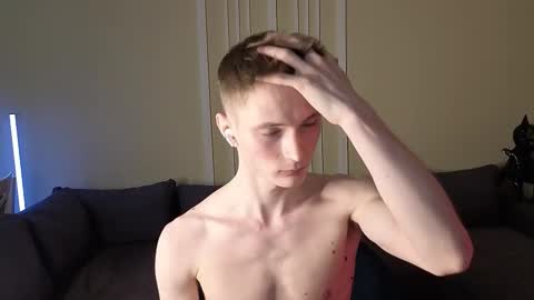 Max online show from January 14, 3:31 pm