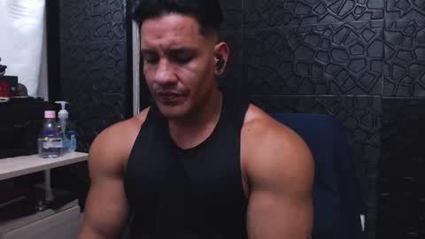 Viktor Herrera online show from September 29, 1:15 am