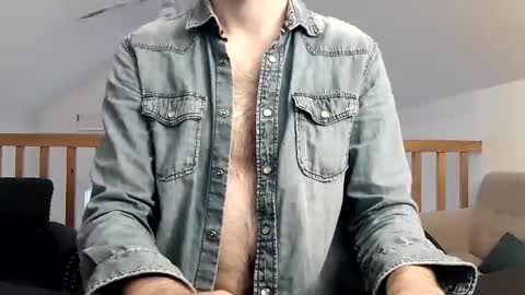 Snapshot of vince_du_80 chatting on December 17, 3:27 pm Vince online show from December 17, 3:27 pm