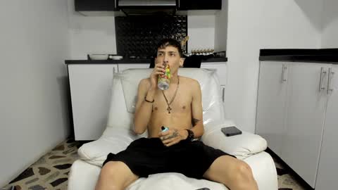 Vincent online show from January 2, 10:44 pm