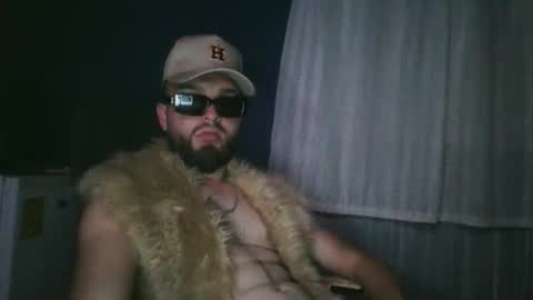 viniciuscr online show from March 22, 7:12 am