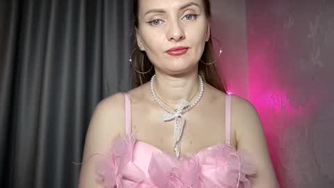 Funny  girl online show from November 26, 7:43 pm