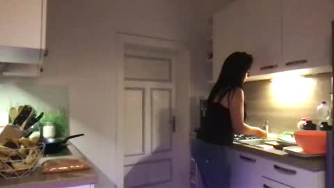 Vio online show from October 4, 7:11 pm