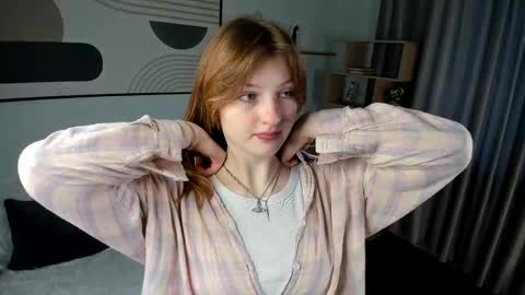 Viola but friends call me Sisi online show from March 4, 2:47 pm