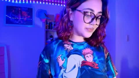 violet online show from November 12, 2:47 am