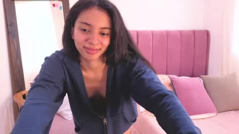 violet__15 online show from April 13, 12:09 pm