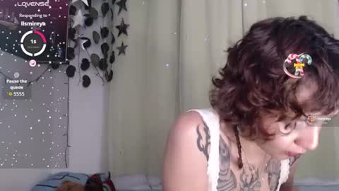 Violet online show from July 15, 10:42 am