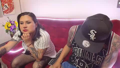 violet and demon online show from January 8, 2:17 am