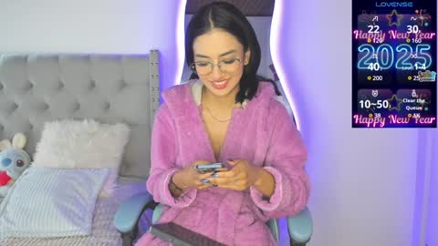  Violet  online show from January 6, 2:14 pm