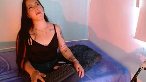 Violeta online show from June 5, 6:57 pm