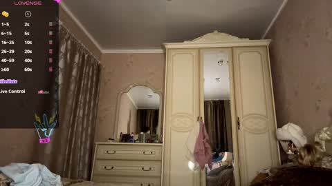 Eva online show from April 12, 5:28 pm