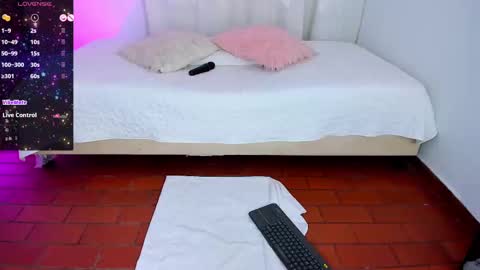 Violeta online show from September 26, 1:41 pm