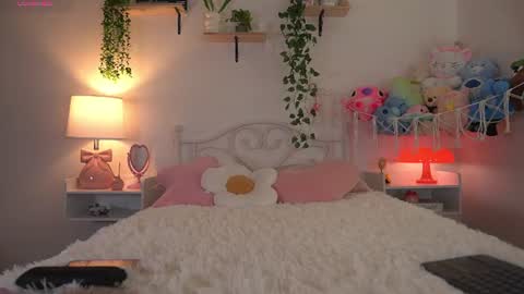 violeth___ online show from July 3, 11:15 am