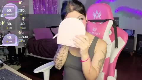   online show from April 13, 6:34 pm